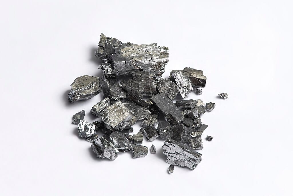 Jagged pieces of a silvery-white metal